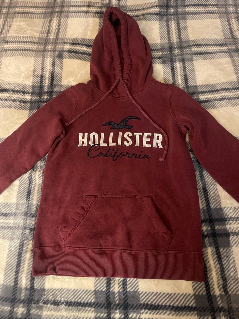 Set of 5 Hollister Hoodies Low Cost read description please - Picture 9 of 16